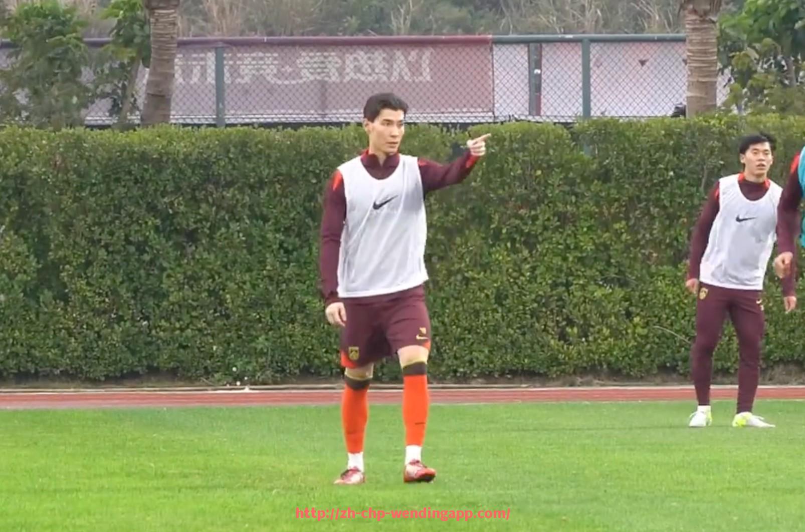 问鼎娱乐官网-2016年梅西在欧冠联赛中的卓越表现回顾 问鼎娱乐官网-2016年梅西在欧冠联赛中的卓越表现回顾